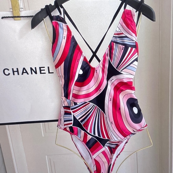 Emilio Pucci Tops - Emilio Pucci Pink Black Multicolor Graphic Print Bodysuit
